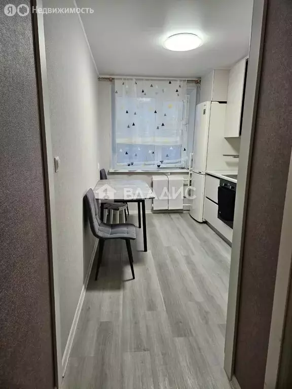 3-комнатная квартира: Тобольск, микрорайон 7А, 7А (65 м) - Фото 2