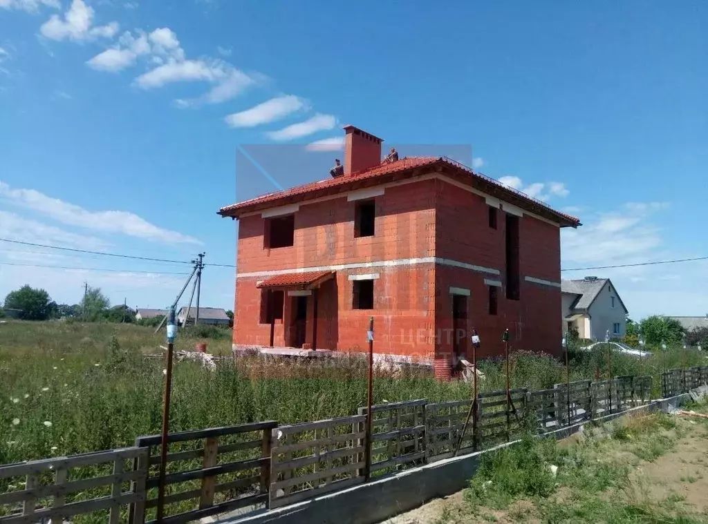 Дом в Калининградская область, Гурьевский муниципальный округ, пос. ... - Фото 1