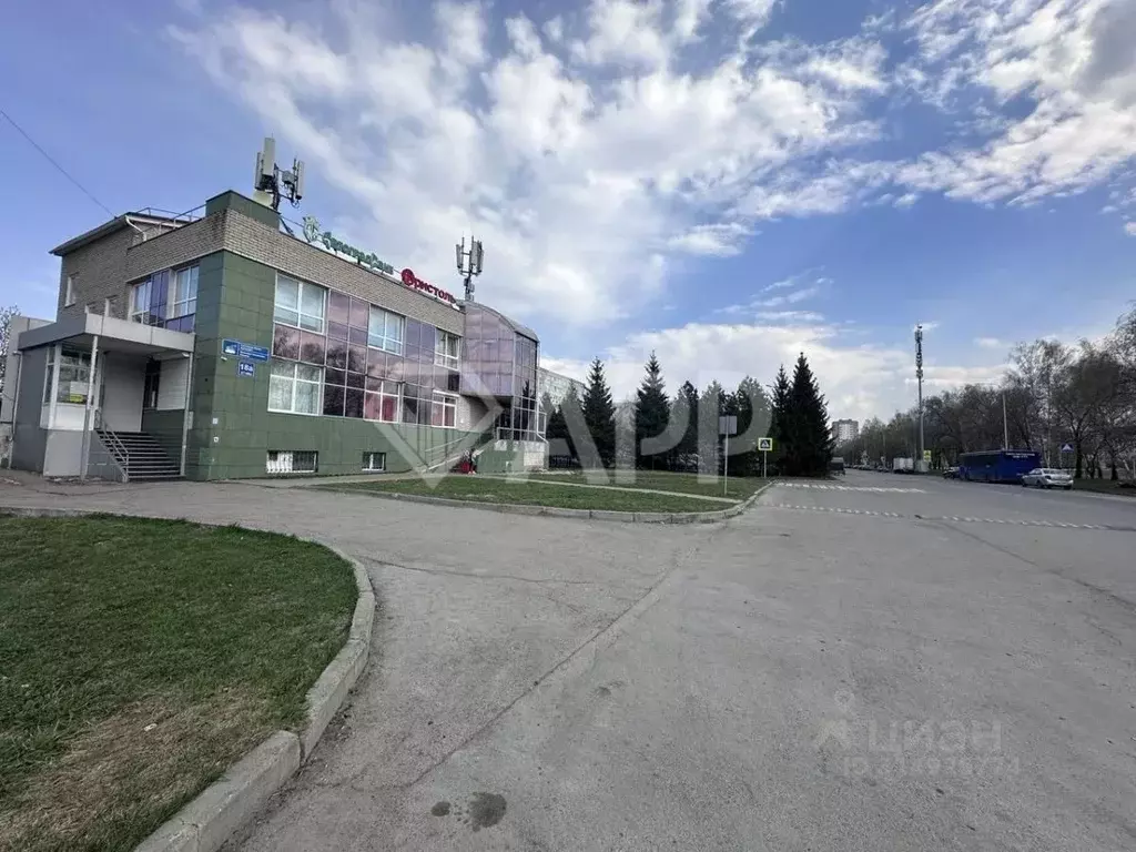 Офис в Татарстан, Набережные Челны бул. Галиаскара Камала, 18А (52 м) - Фото 0