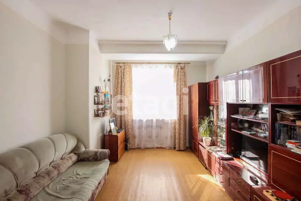 3-к кв. Бурятия, Улан-Удэ Октябрьская ул., 21 (67.3 м) - Фото 0