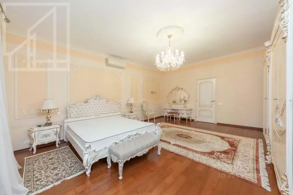 3-к кв. Москва ул. Крылатские Холмы, 33к1 (164.0 м) - Фото 1