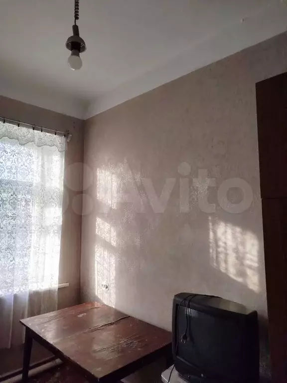 Комната 13 м в 8-к., 1/2 эт. - Фото 1