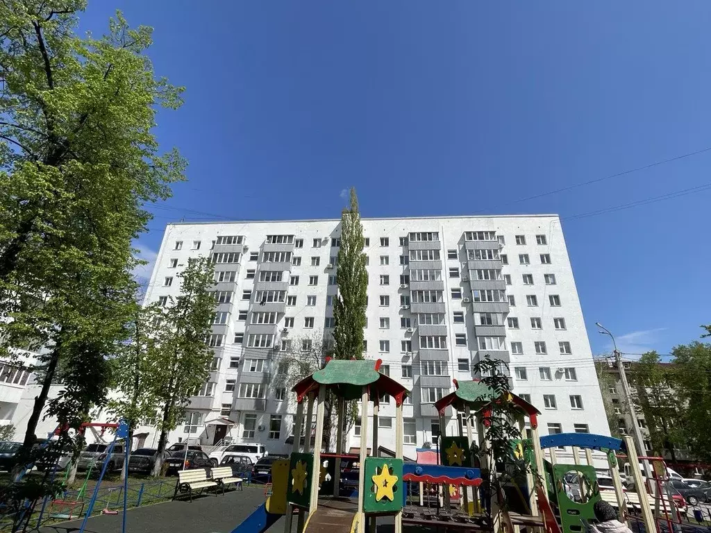 3-к кв. Башкортостан, Уфа ул. 50 лет СССР, 2 (51.0 м) - Фото 0