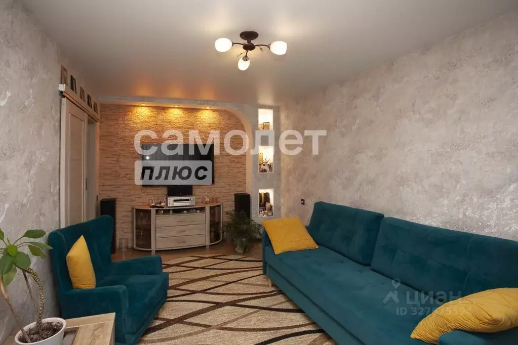 3-к кв. Кемеровская область, Кемерово просп. Химиков, 17 (61.0 м) - Фото 1