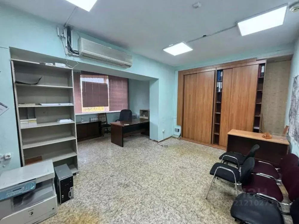 Помещение свободного назначения в Иркутская область, Иркутск ул. Розы ... - Фото 1