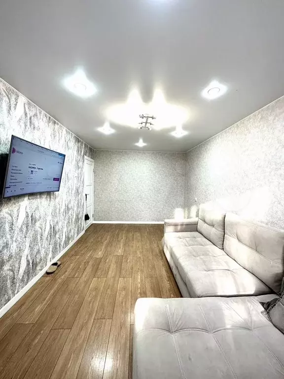 3-к. квартира, 61 м, 2/5 эт. - Фото 0