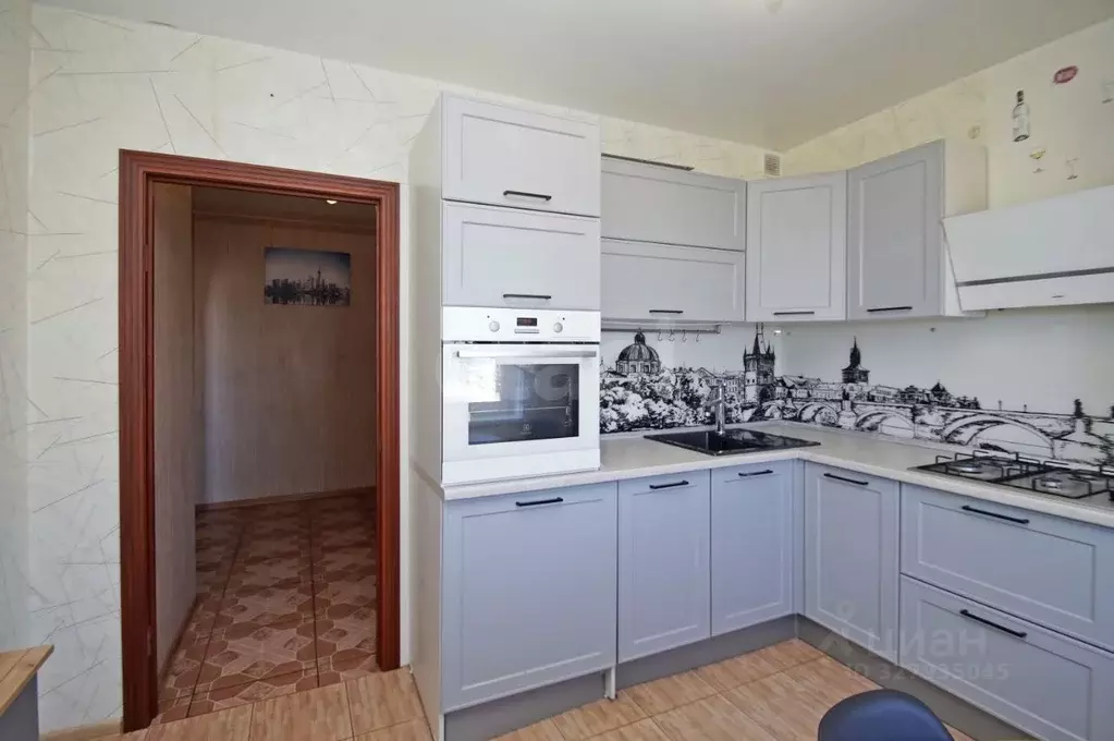 2-к кв. Омская область, Омск ул. Завертяева, 20к1 (55.9 м) - Фото 1