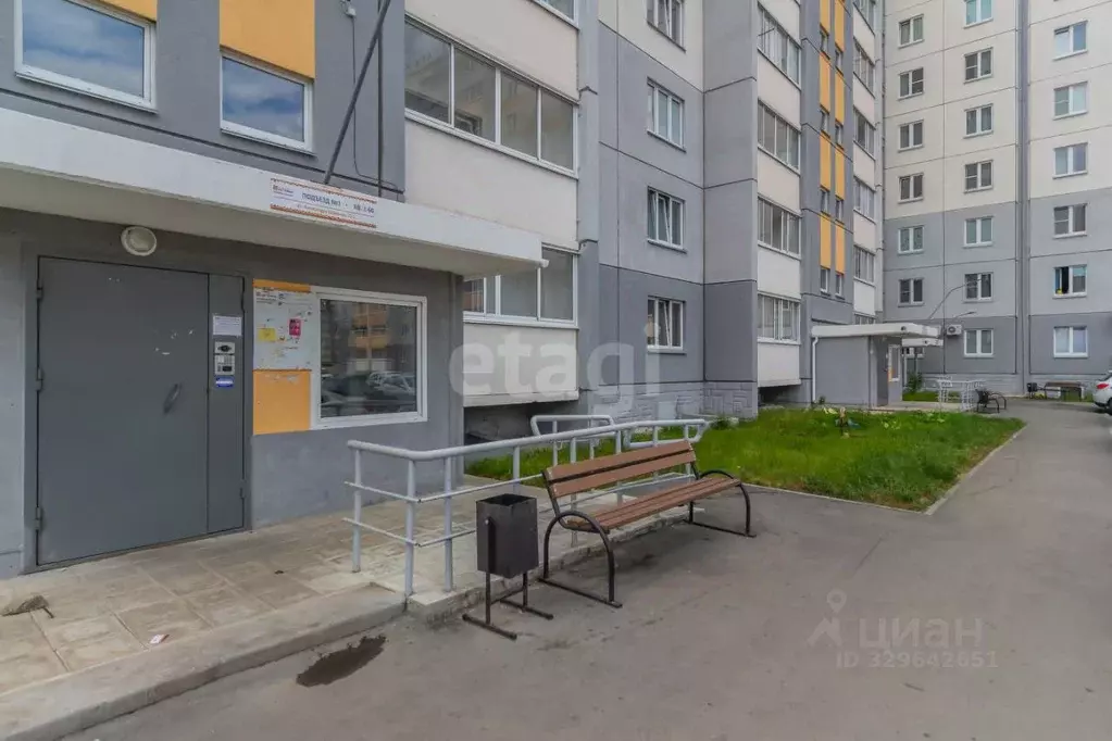 1-к кв. Челябинская область, Челябинск ул. Александра Шмакова, 25А ... - Фото 1