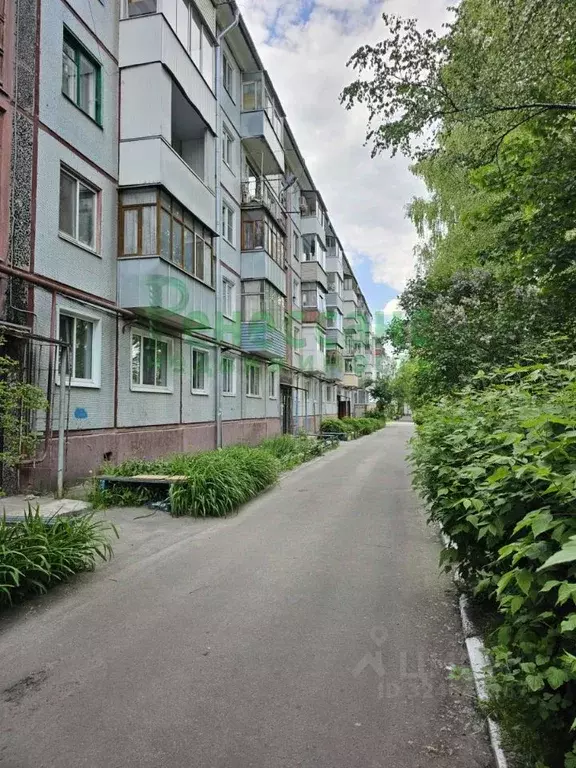 2-к кв. Брянская область, Брянск ул. Димитрова, 118 (45.0 м) - Фото 1