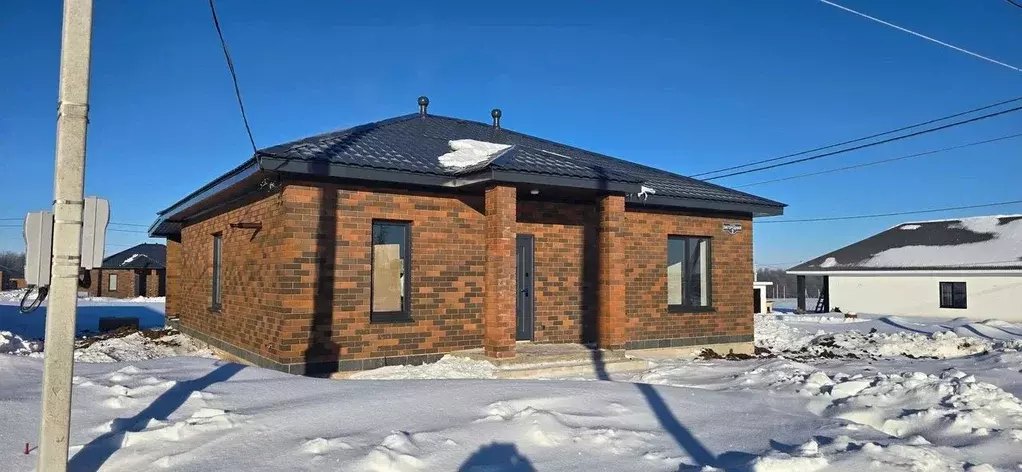 Коттедж в Башкортостан, Уфимский район, Таптыковский сельсовет, с. ... - Фото 1