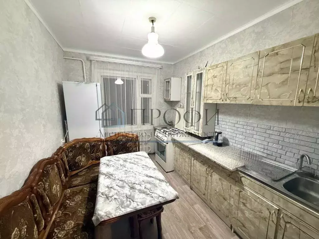 2-к кв. Белгородская область, Новый Оскол Ливенская ул., 136 (50.1 м) - Фото 2