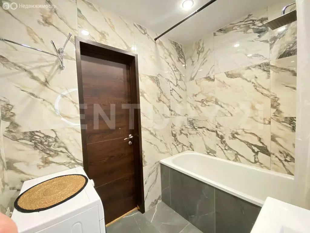 3-комнатная квартира: Чебоксары, улица Ардалиона Игнатьева, 4 (95 м) - Фото 1