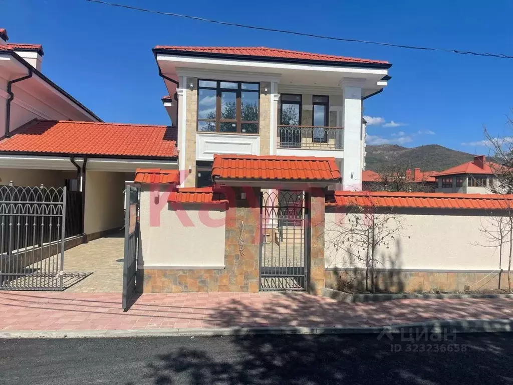 Коттедж в Краснодарский край, Геленджик ул. Островского, 170/1 (370 м) - Фото 1