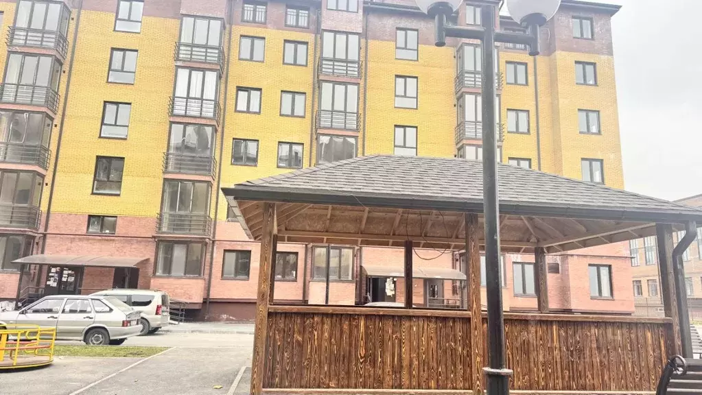 2-к кв. Северная Осетия, Владикавказ ул. Билара Кабалоева, 18 (66.0 м) - Фото 1