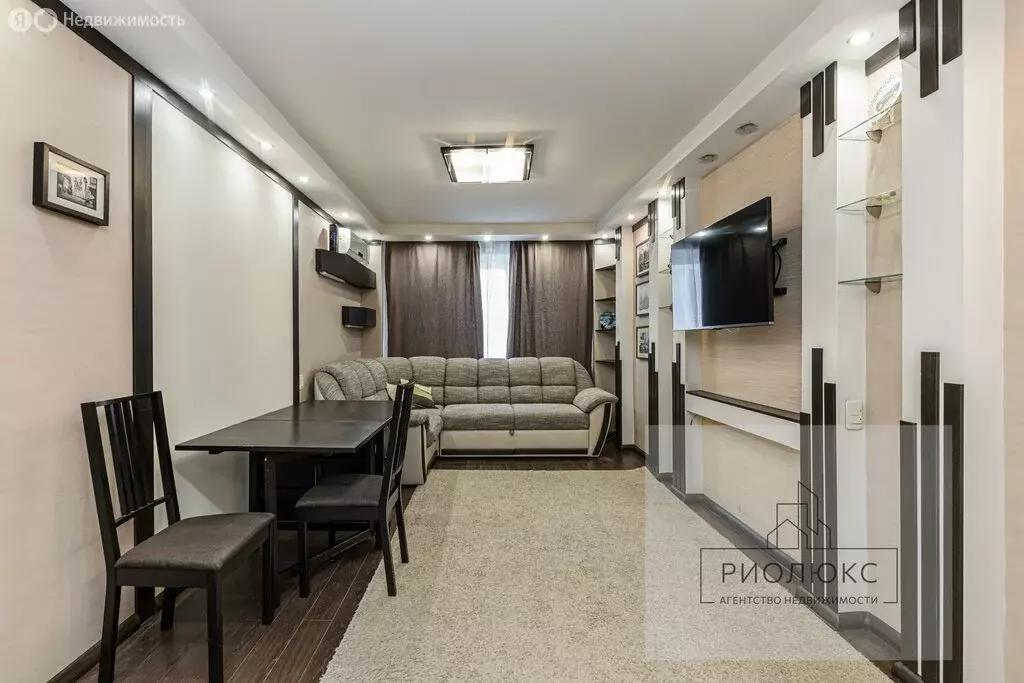 4-комнатная квартира: Челябинск, улица Салавата Юлаева, 17А (81 м) - Фото 1