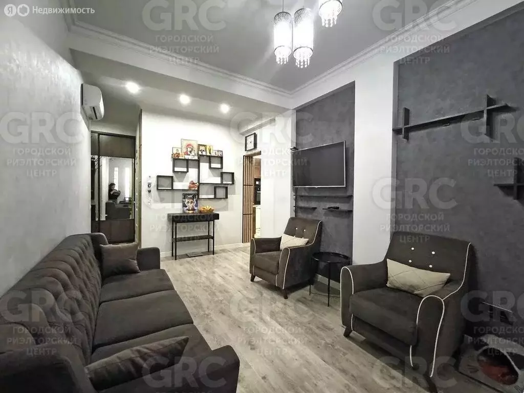 3-комнатная квартира: Сочи, микрорайон Гагарина, Рабочий переулок, 24 ... - Фото 2