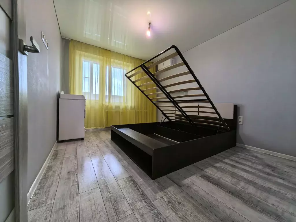 Продаётся 2-к квартира, 65 м - Фото 0