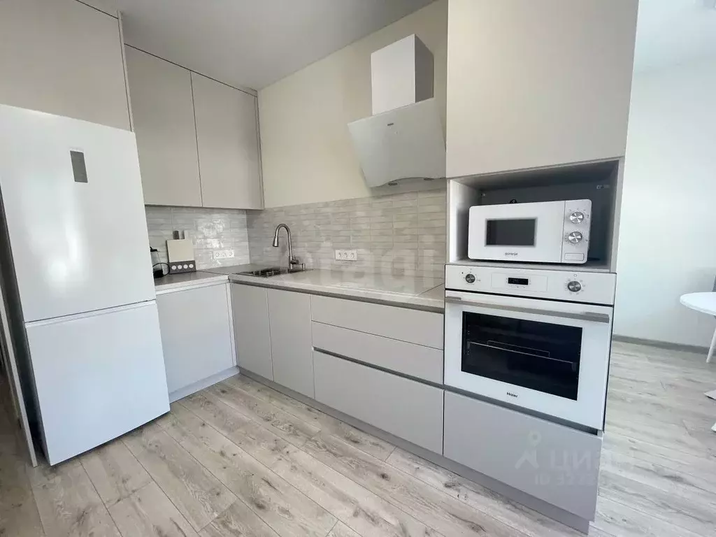 1-к кв. Тюменская область, Тюмень ул. Василия Шамова, 8 (34.4 м) - Фото 1