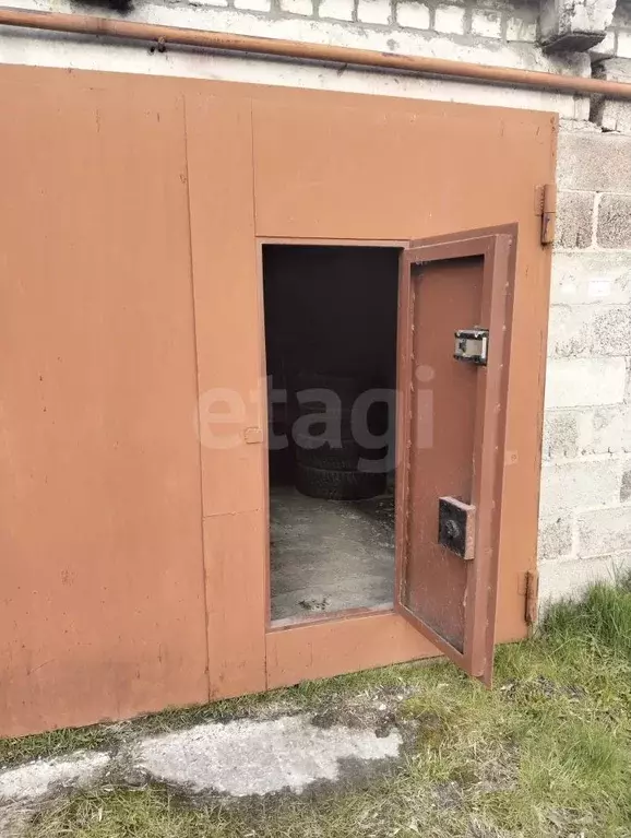 Гараж в Тюменская область, Тюмень ул. Клары Цеткин, 39 (18 м) - Фото 0