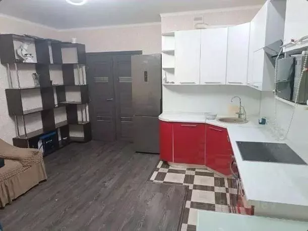 1-к кв. Тюменская область, Тюмень ул. Верхнетарманская, 1 (45.0 м) - Фото 2