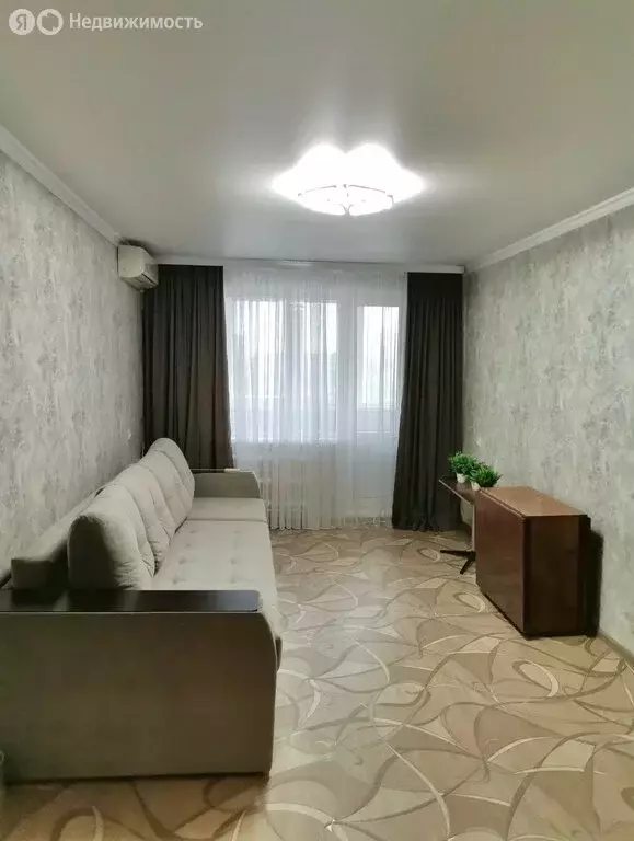 2-комнатная квартира: Орск, микрорайон Новый город, улица Комарова, ... - Фото 1