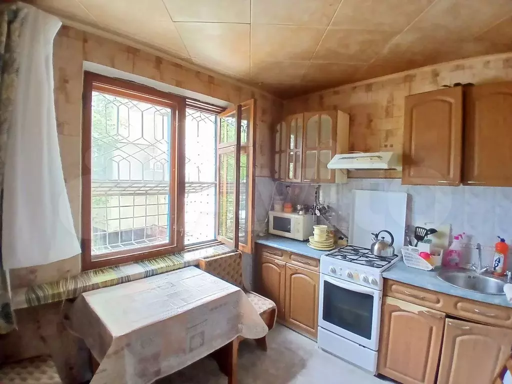 3-к. квартира, 60 м, 1/9 эт. - Фото 0