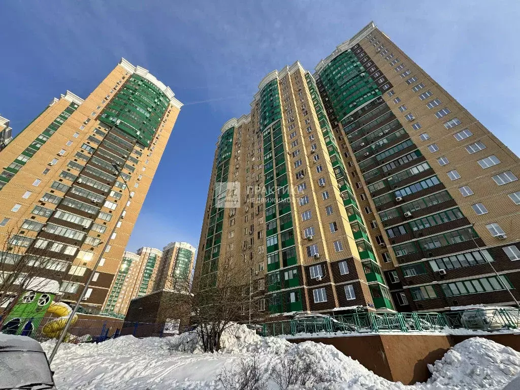 Продается 2-комнатная квартира - Фото 1
