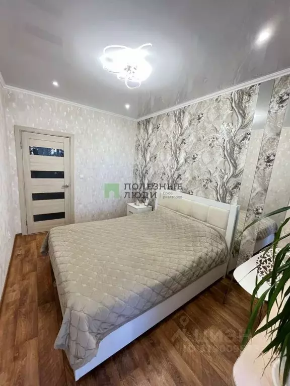 3-к кв. Астраханская область, Астрахань Звездная ул., 17к2 (77.8 м) - Фото 1