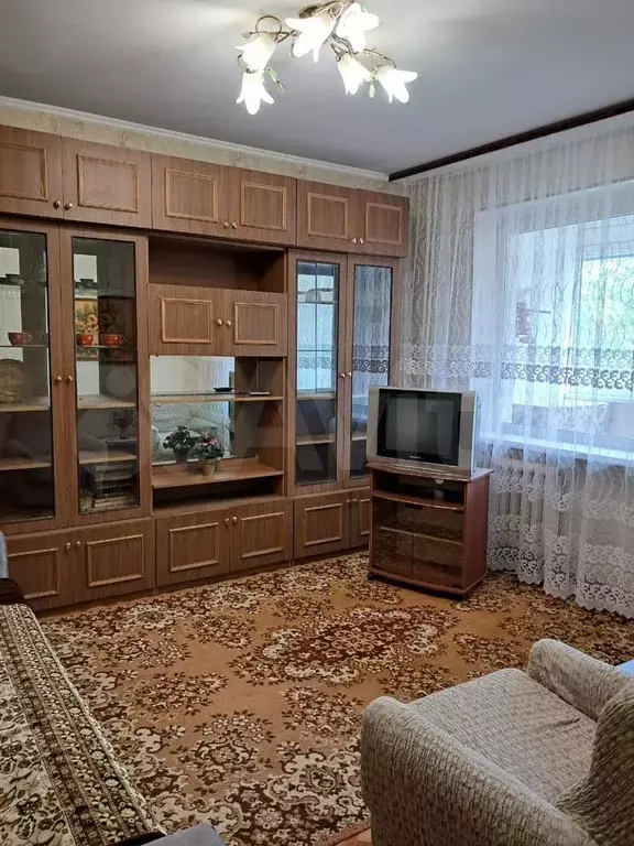 2-к. квартира, 52 м, 3/9 эт. - Фото 0