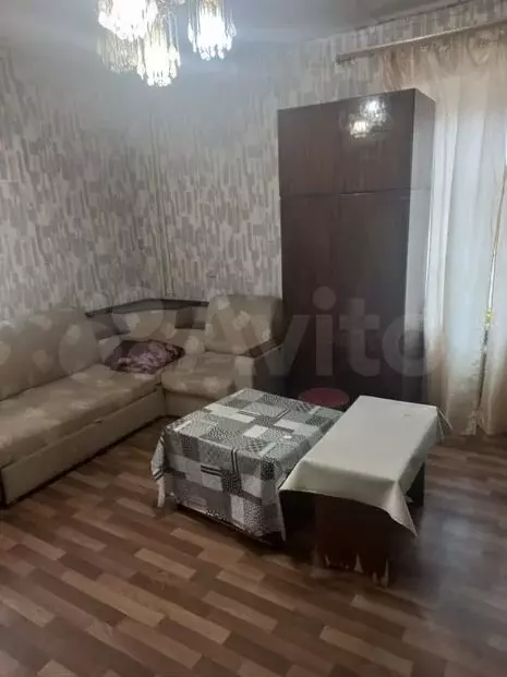 Комната 20м в 3-к., 2/4эт. - Фото 0