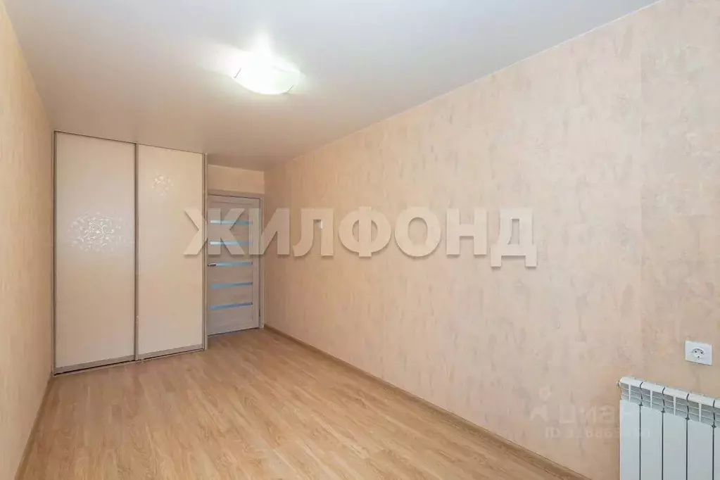 3-к кв. Новосибирская область, Новосибирск Академгородок мкр, ул. ... - Фото 1