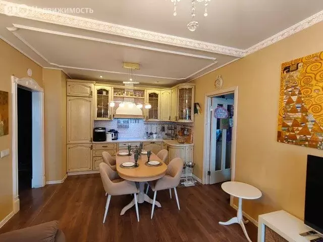 4-комнатная квартира: Якутск, улица Орджоникидзе, 49 (87 м) - Фото 1