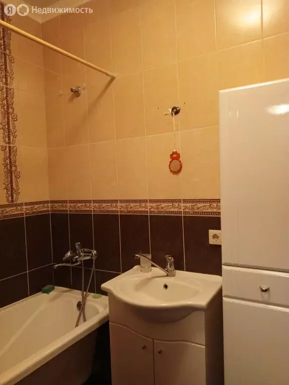 1-комнатная квартира: Тюмень, улица Чернышевского, 2А (45 м) - Фото 1