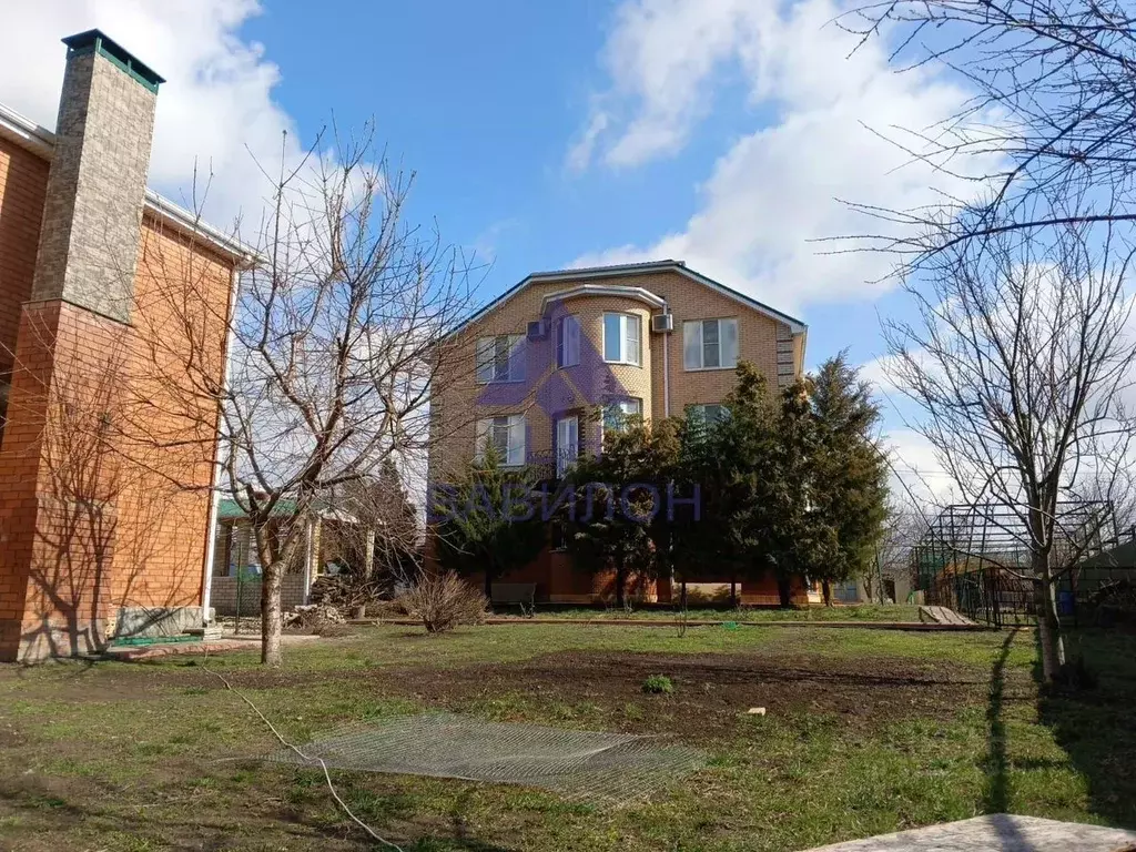 Дом в Ростовская область, Волгодонской район, Романовская ст-ца ... - Фото 1