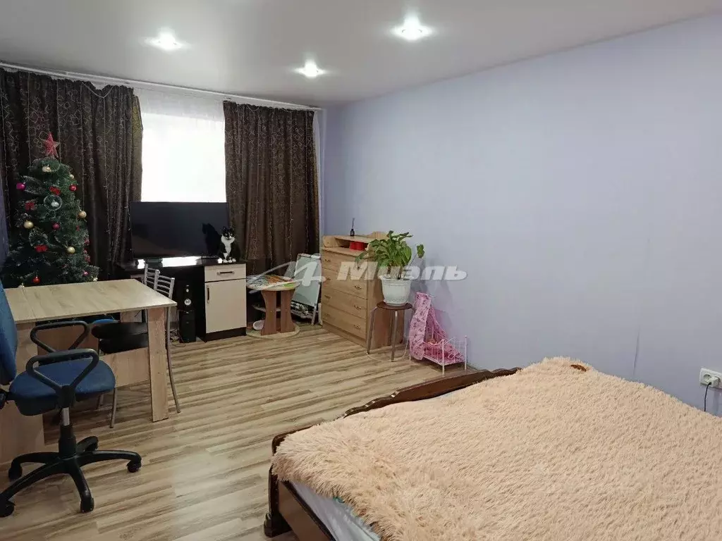 3-к кв. Крым, Белогорск ул. Нижнегорская, 41 (60.0 м) - Фото 1