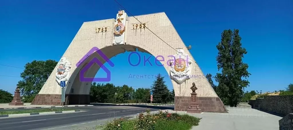 Дом в Севастополь ул. Генерала Мельника (217 м) - Фото 2