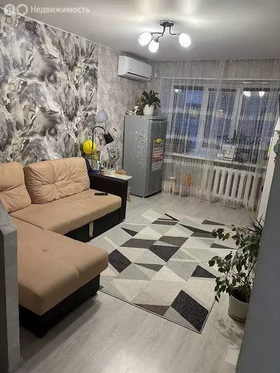 2-комнатная квартира: Тюмень, улица 50 лет Октября, 51 (41 м) - Фото 0