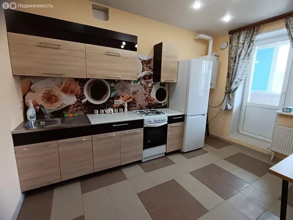 1-комнатная квартира: Александров, улица Жулёва, 13 (42 м) - Фото 1