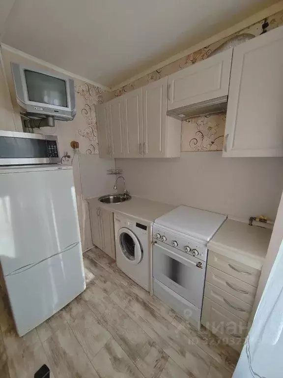 1-к кв. Москва ул. Молостовых, 11К6 (32.0 м) - Фото 2