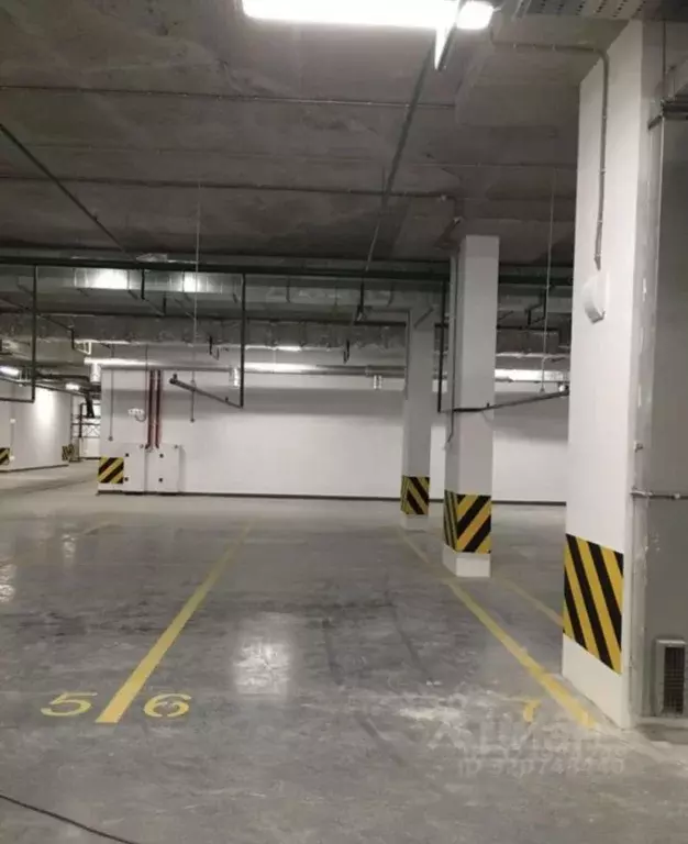 Гараж в Санкт-Петербург ул. Адмирала Черокова, 22 (14 м) - Фото 1