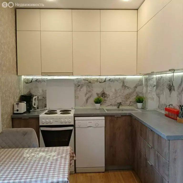 2-комнатная квартира: Сыктывкар, улица Морозова, 169 (46 м) - Фото 1