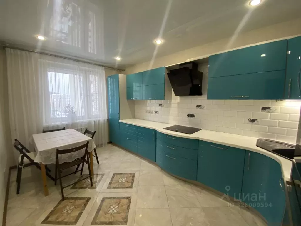 3-к кв. Москва, Москва, Московский г. ул. Бианки, 3 (75.6 м) - Фото 1