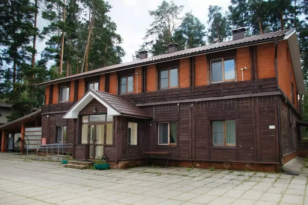 Дом в Пермский край, Чайковский ул. Дружбы, 28 (420 м) - Фото 1