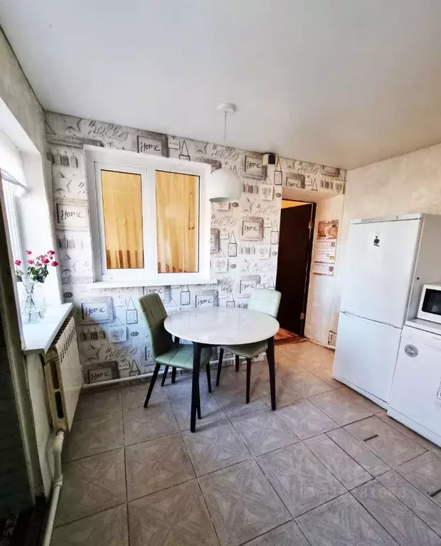 3-к кв. Оренбургская область, Оренбург пос. Строителей, ул. ... - Фото 0