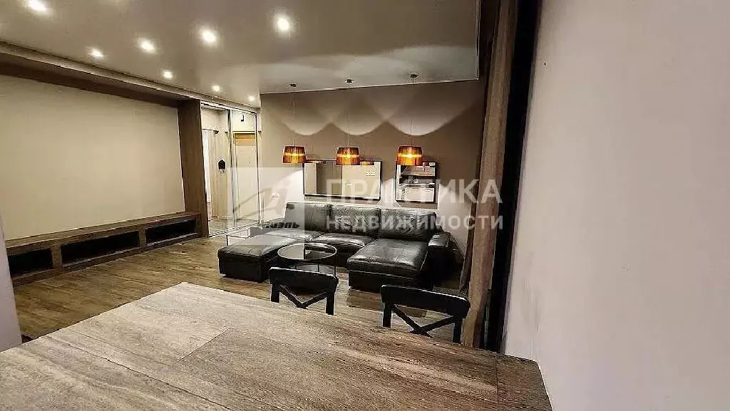 Продается 3-комнатная квартира - Фото 1