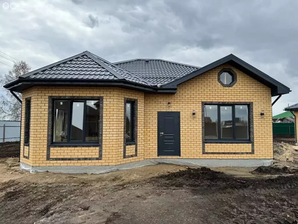 Дом в село Кулаково, Кизиловая улица (94 м) - Фото 1