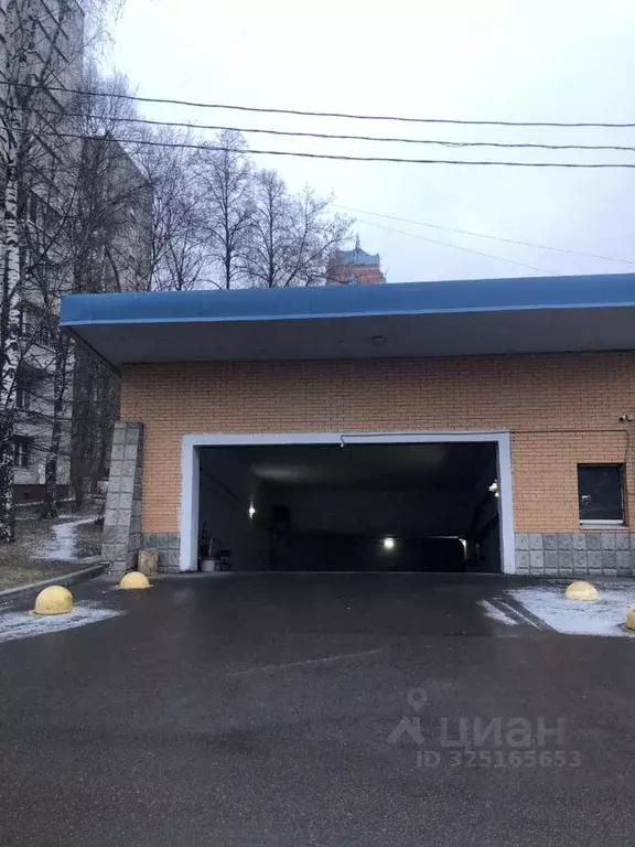 Гараж в Москва ул. Лобачевского, 8 (20 м) - Фото 1