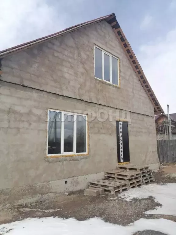 Дом в Хакасия, Абакан 10-й мкр, ул. Рождественская (150 м) - Фото 1