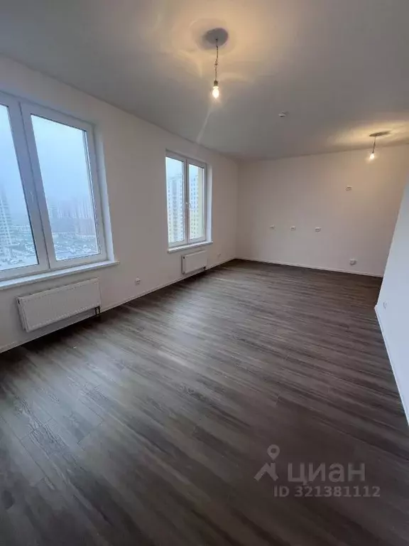 2-к кв. Санкт-Петербург Октябрьская наб., 40 (62.0 м) - Фото 0