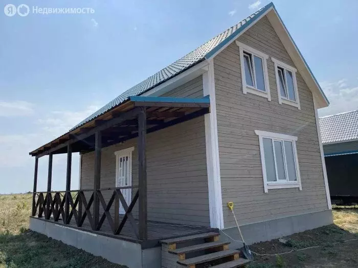Дом в Раздольненский район, Чернышевское сельское поселение, село ... - Фото 1